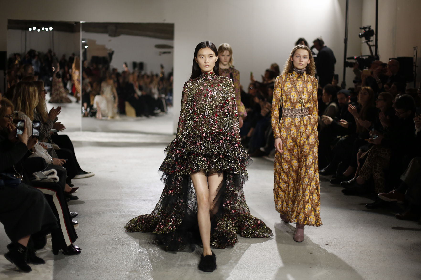 Paris Fashion Valli